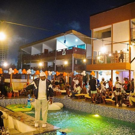 Vogue Beach Resort Lagos Exteriör bild
