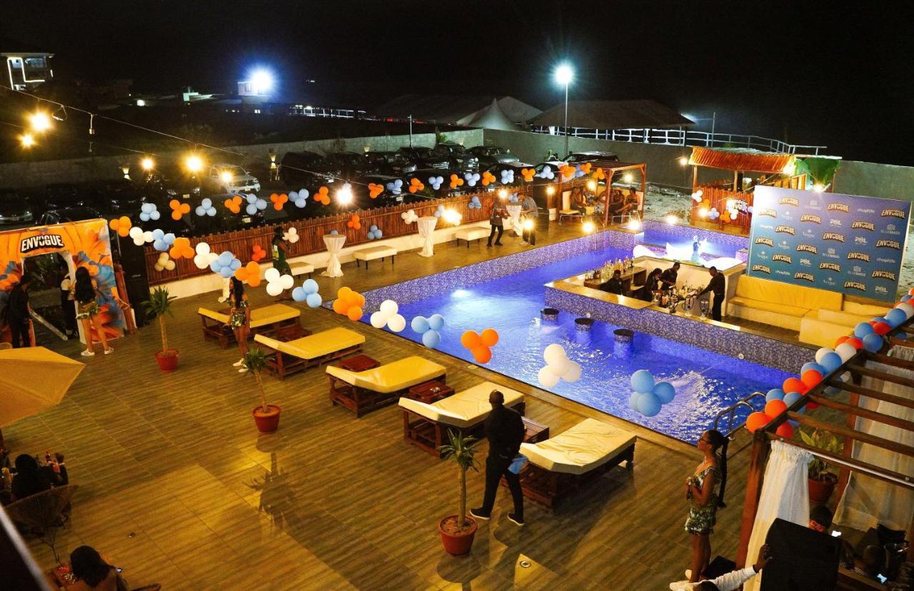 Vogue Beach Resort Lagos Exteriör bild